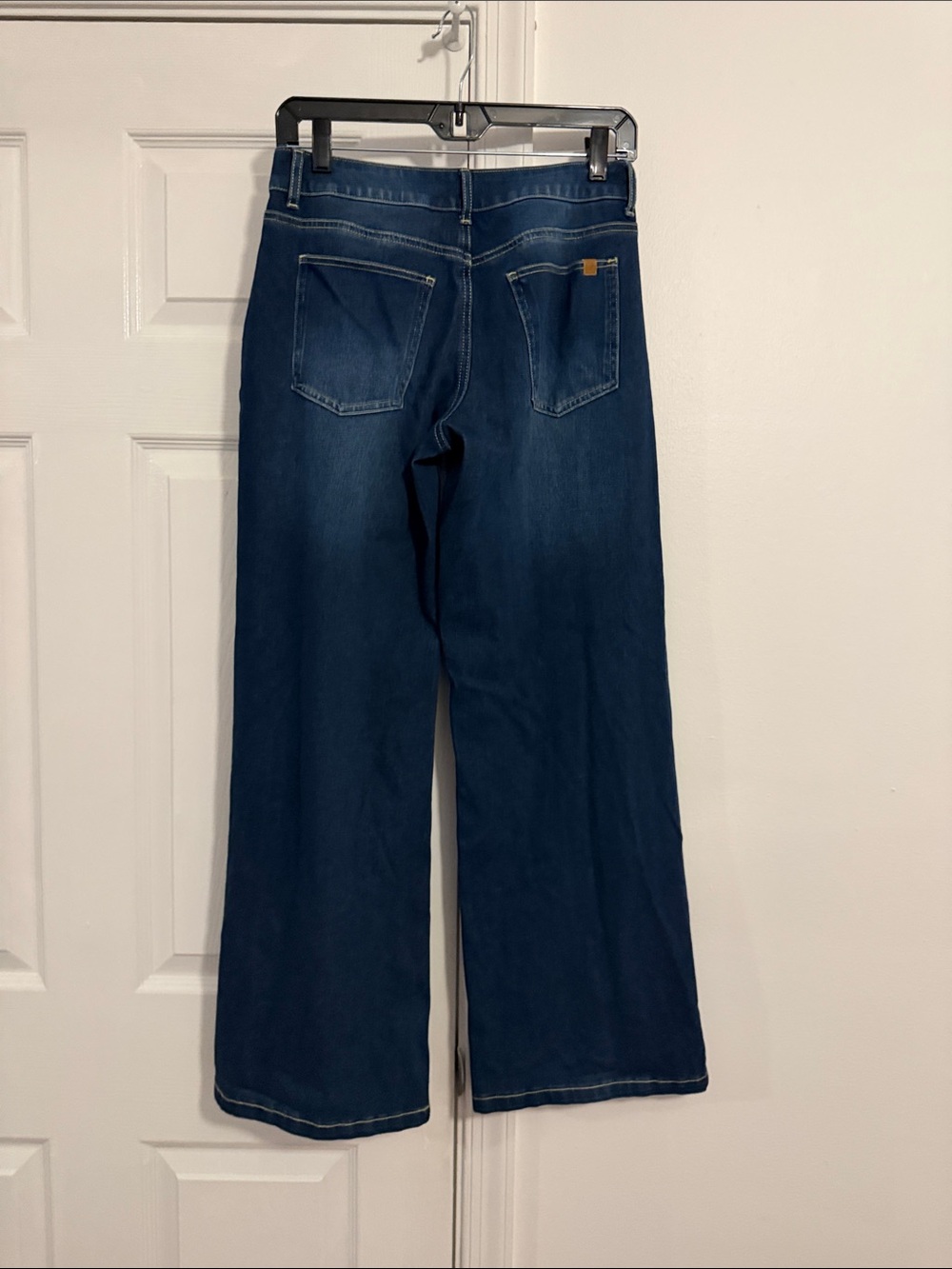 HALARA Women’s Low Rise Wide Leg Jeans in Dark Blue Wash - Picture 4 of 5